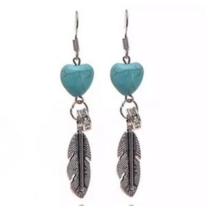 NEW Antique Silver Plated Turquoise Drop Earrings